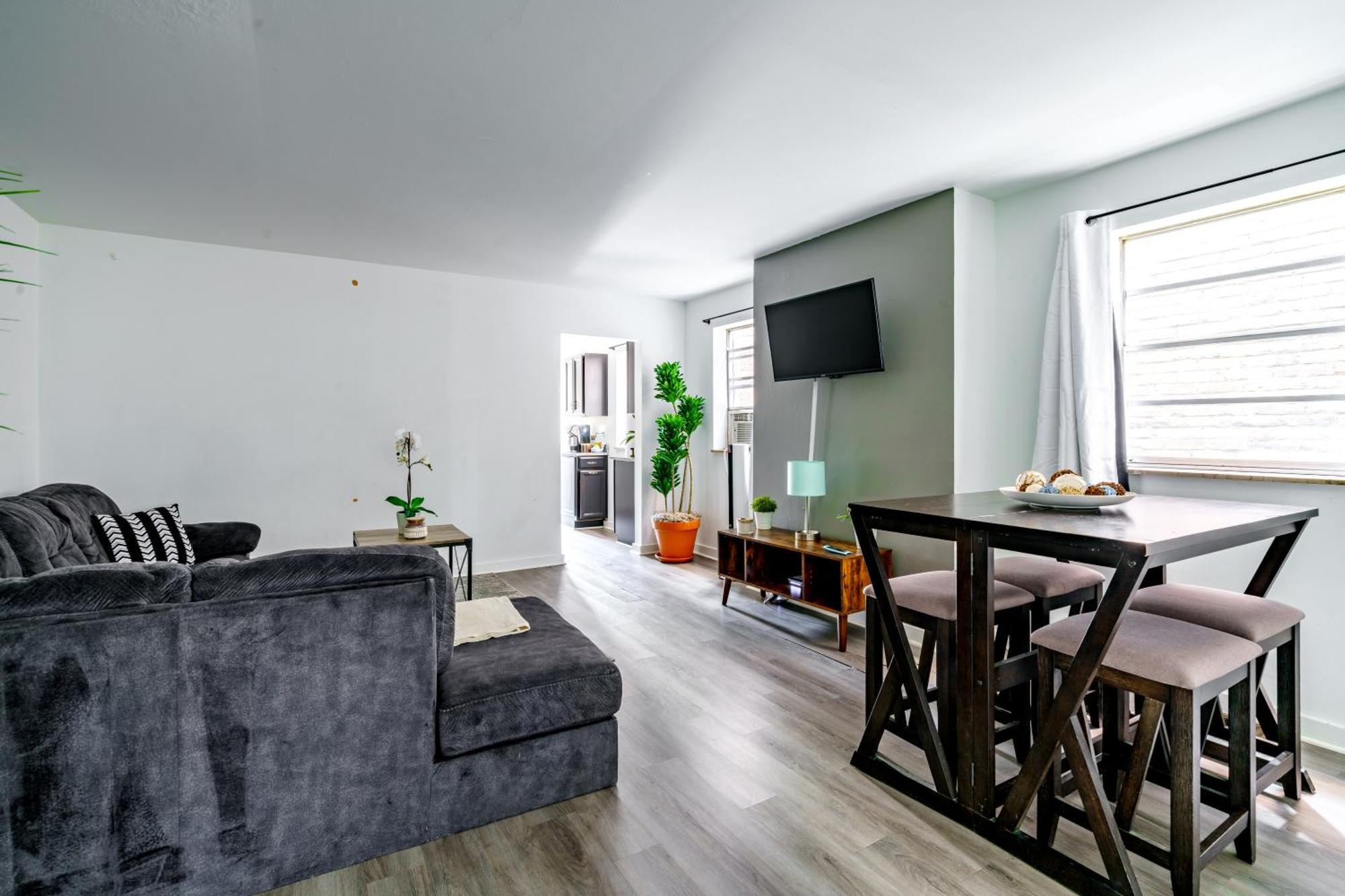Short North Convention Private Parking Pets Apartment