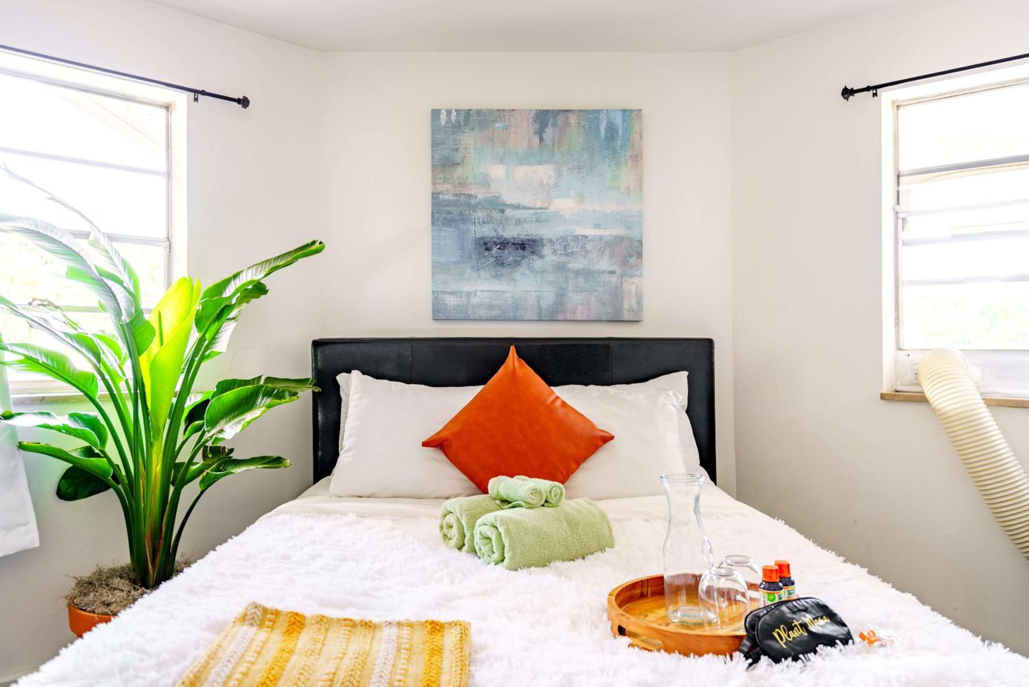 Short North Convention Private Parking Pets Columbus