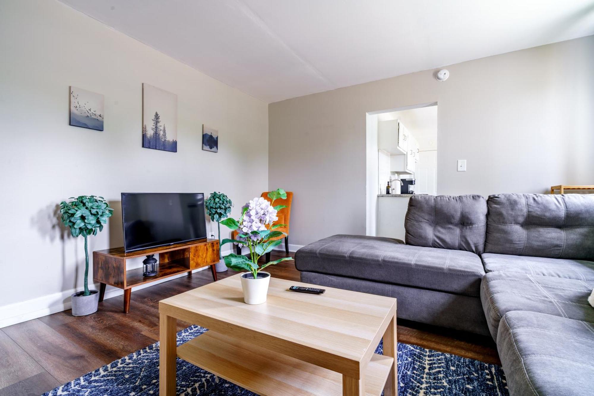 Short North Convention Private Parking Pets * Columbus