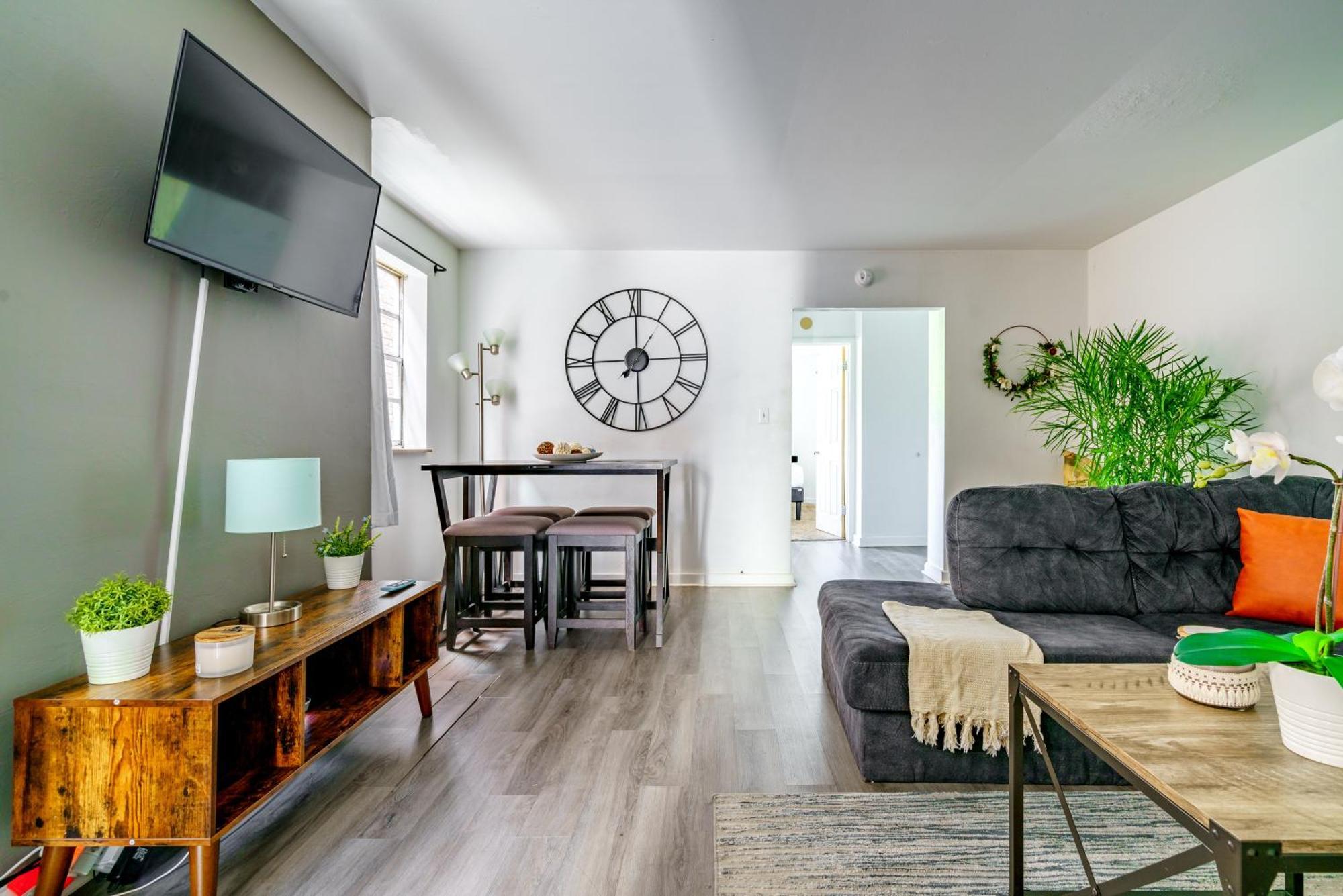 Short North Convention Private Parking Pets Apartment