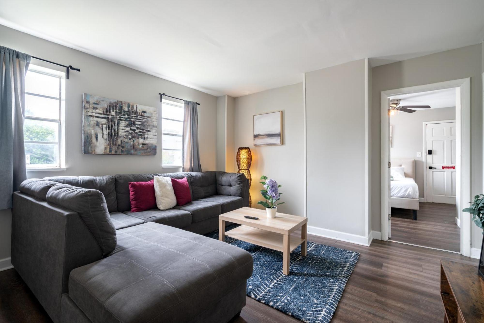 Short North Convention Private Parking Pets Apartment